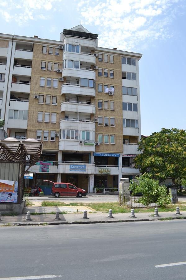 Nakov Apartment Next To Bus Station Skopje Exterior foto